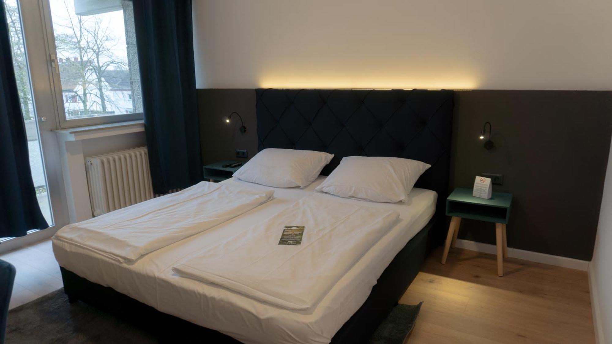 Haven Hotels - Hotel Am Stadion Leverkusen Exteriör bild